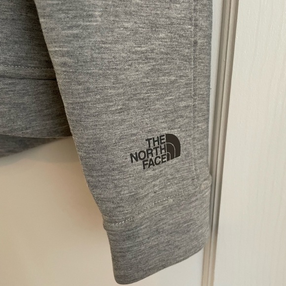 The North Face Women’s 3D Thermal Snap Hoodie - Picture 13 of 16